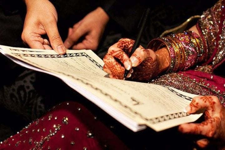 WOMEN’S RIGHT TO DIVORCE